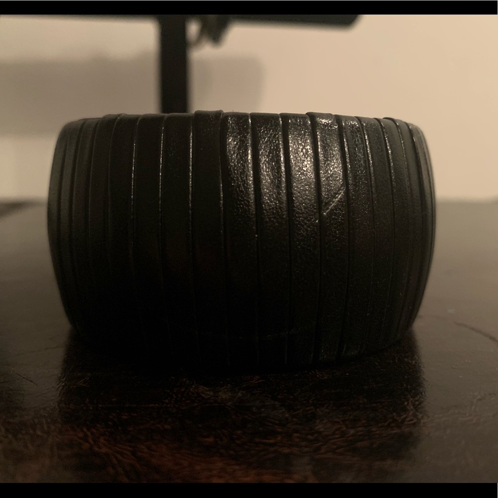 Leather bracelet